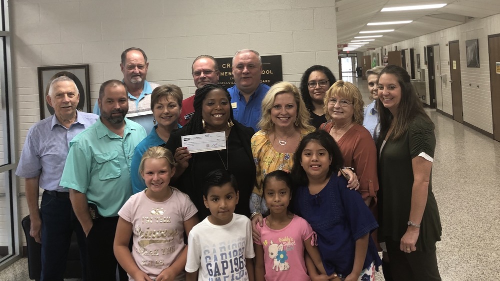 Crawford Elementary gets generous donation from Coldwell Bank Real Estate