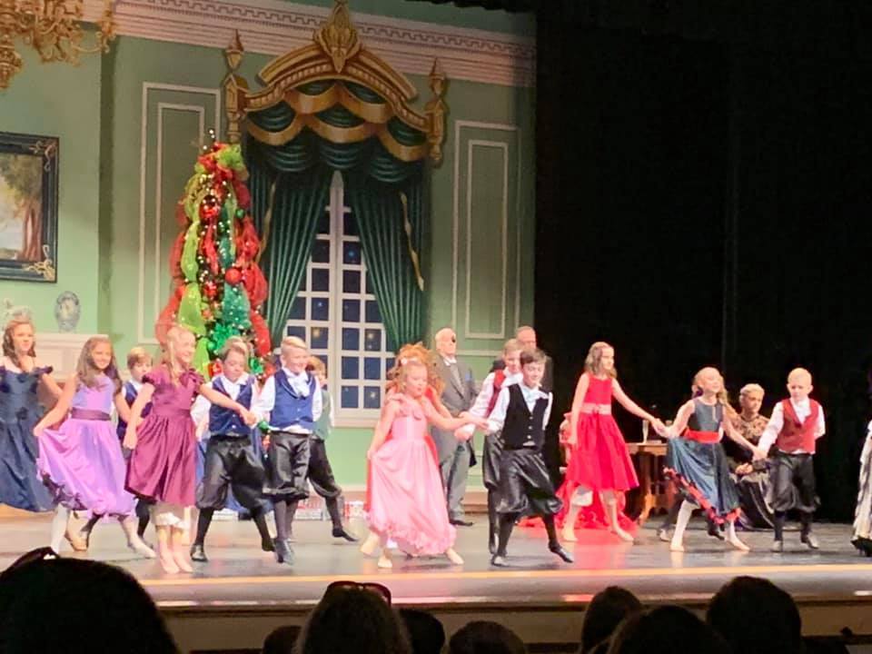 The Dance Foundation presents the Nutcracker Ballet this weekend with performances at 7:00p on Friday and Saturday and at 2:00p on Sunday afternoon.  Tickets are available online at russellvillecenter.net and at our Box Office // 2209 S Knoxville Ave.